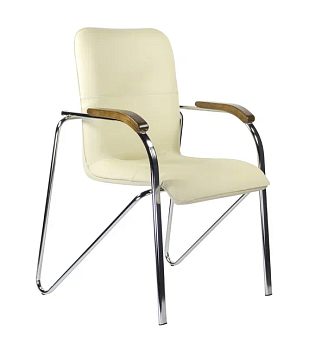 Стул Самба Экстра. Обивка - кремовая экокожа. Деревянные накладки - цвет светлый орех. Хромированная рама. Нагрузка до 100 кг.