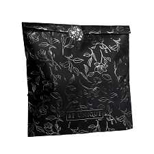 Пакет подарочный упаковочный "Be unique", размер 30х6х40 см, бумажный, цвет черный/серебро
