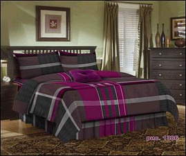 Комплект постельного белья 1,5-спальный Бязь
Простыня 150х210см+/-3%, пододеяльник 145х205см+/-3%, наволочка 70х70см-1шт,  ГОСТ  плотностью 140г/м, Неон бордовый 