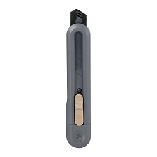 Нож канцелярский широкий 18мм Deli ENS062 с фиксатором, стальное лезвие, Цвет темно-серый.